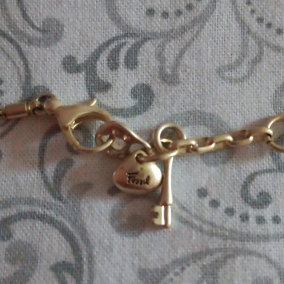 Fossil Gold Toned Chained Triple Teardrop Necklace - Picture 4 of 7